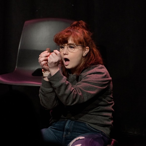 Meet your Posher, Samantha - Picture 1 of 1